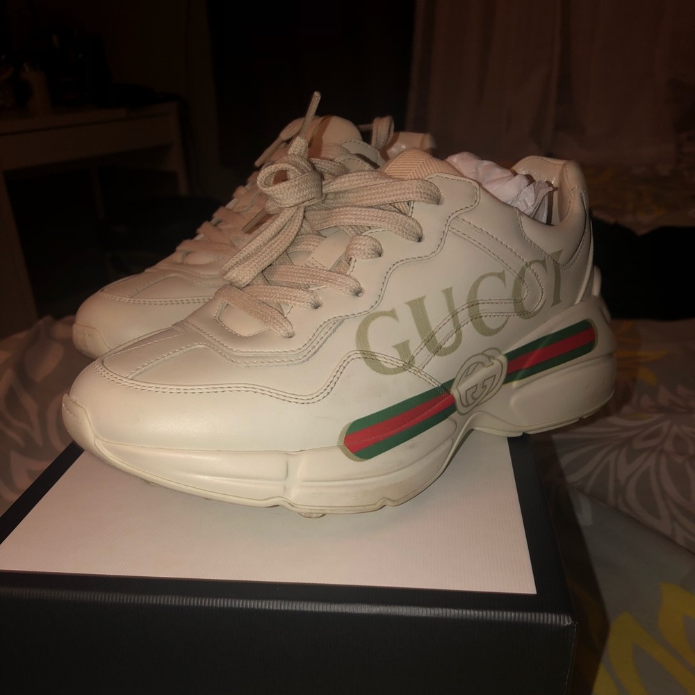 Gucci sneakers - Picture 2 of 4